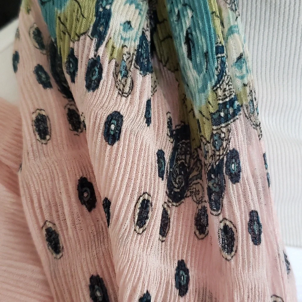 Vintage French silk scarf - Picture 3 of 6